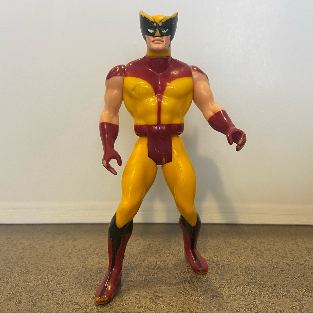 Vintage 1984 Wolverine Action Figure 4” Marvel Comics 80s Yellow Brown Suit